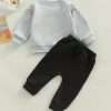 "Adorable Baby Boys ""MAMA'S BOY"" Outfit - Long Sleeve Sweatshirt and Trousers Set"